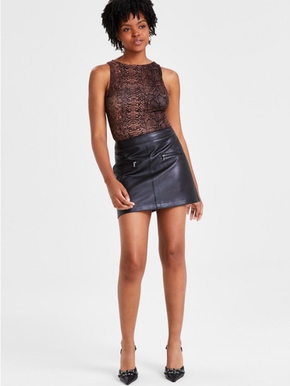 BAR III NWT Faux Leather Front Zipper Pockets Lined Mini Skirt Deep Black Size 0